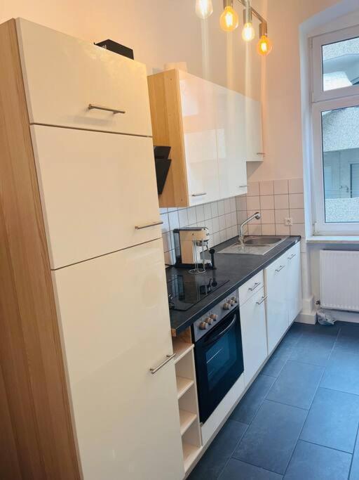 Kuenstlerisches Apartment Карлсруе Екстериор снимка